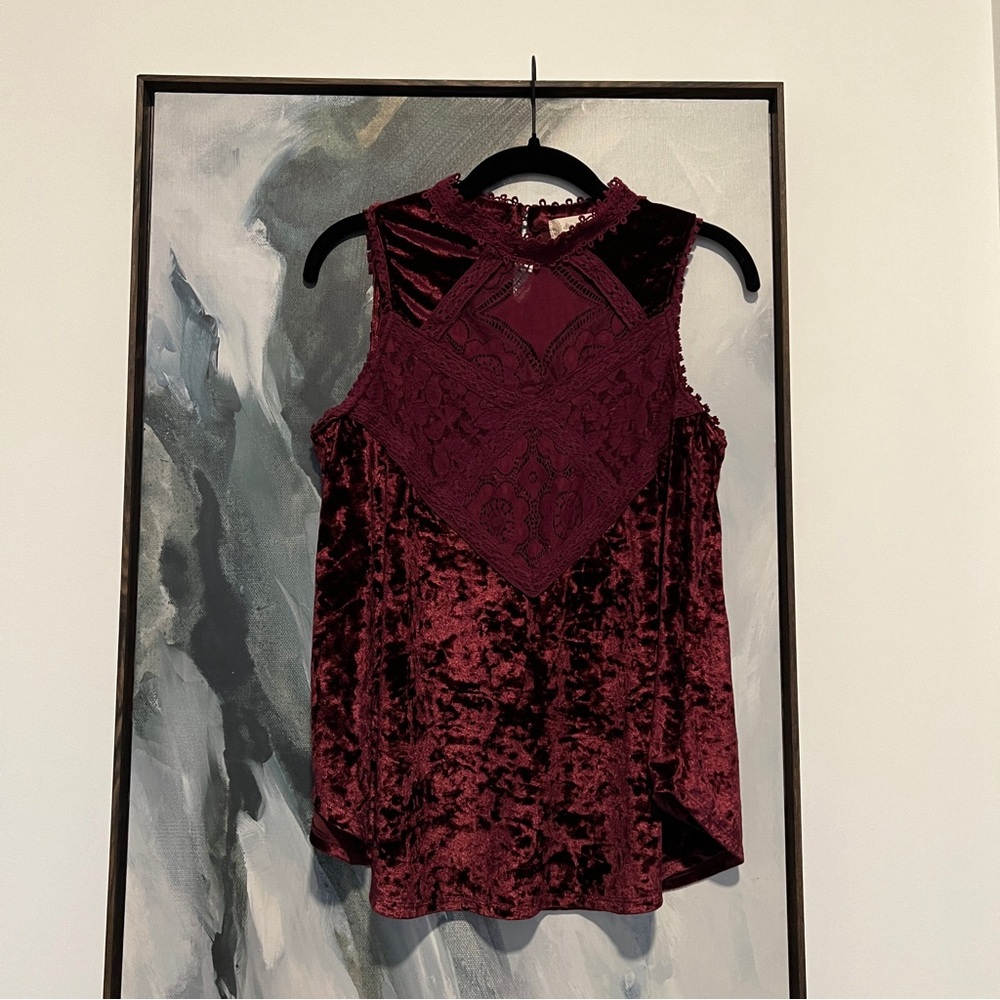 Altar’d state velvet burgundy floral lace design tank top sleeveless L